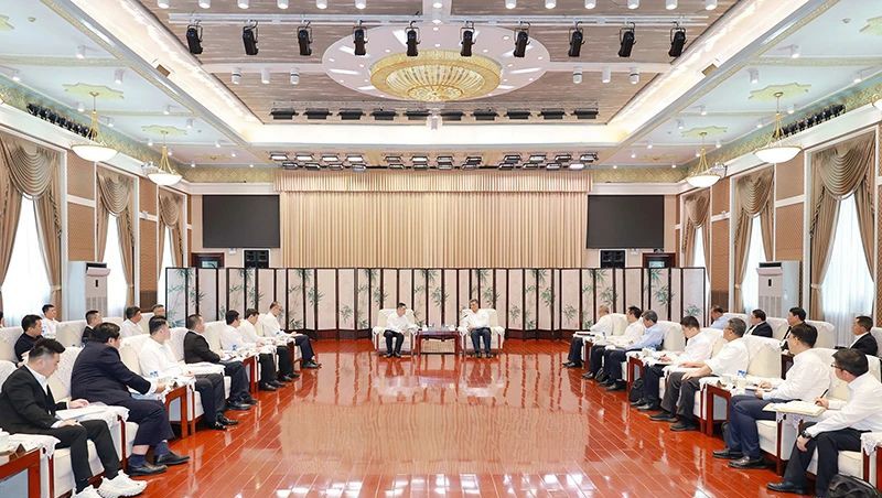 大禹动态| 新疆维吾尔自治区党委书记马兴瑞等领导接见王浩宇等中青企协代表